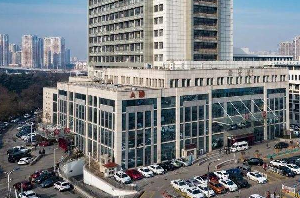 青島海慈醫(yī)院種牙怎么樣?種牙需要多長時(shí)間呢