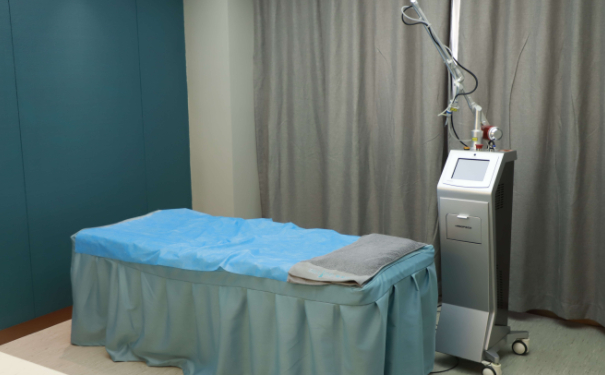 華中科技大學(xué)同濟醫(yī)學(xué)院醫(yī)院膠原蛋白除皺120天求美案例|技術(shù)評價怎么樣?費用明細(xì)